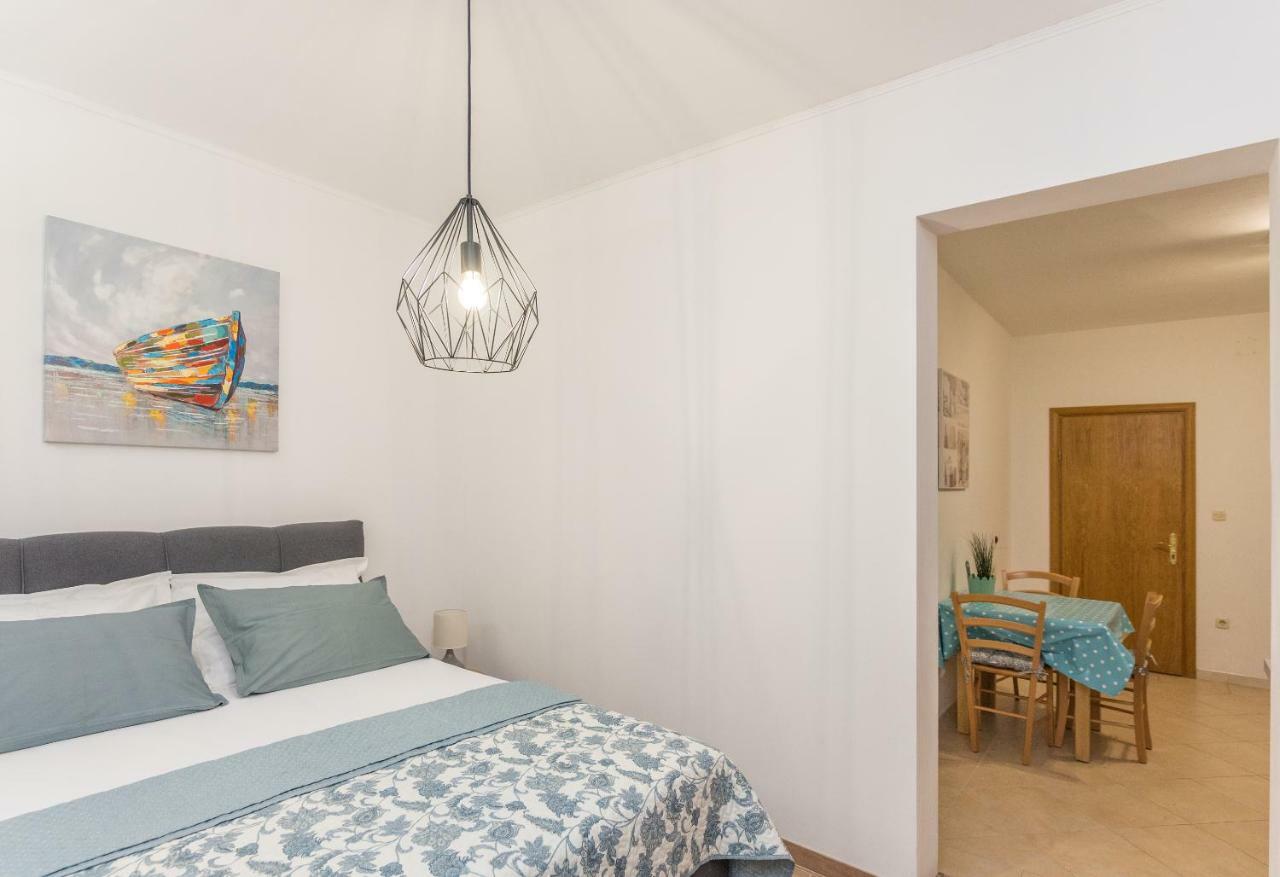 Apartmani Zara & Maris Gradac  Eksteriør billede