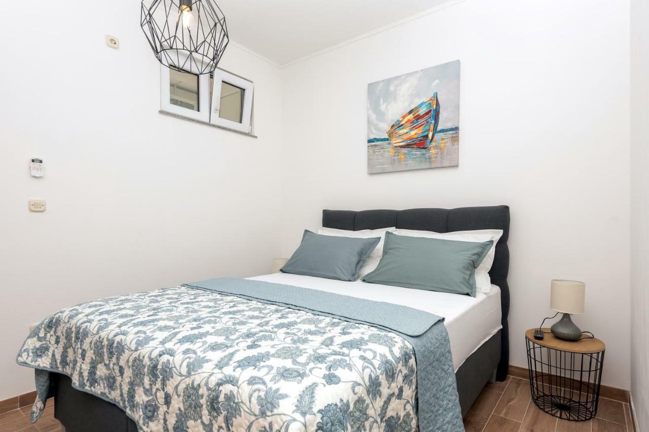 Apartmani Zara & Maris Gradac  Eksteriør billede
