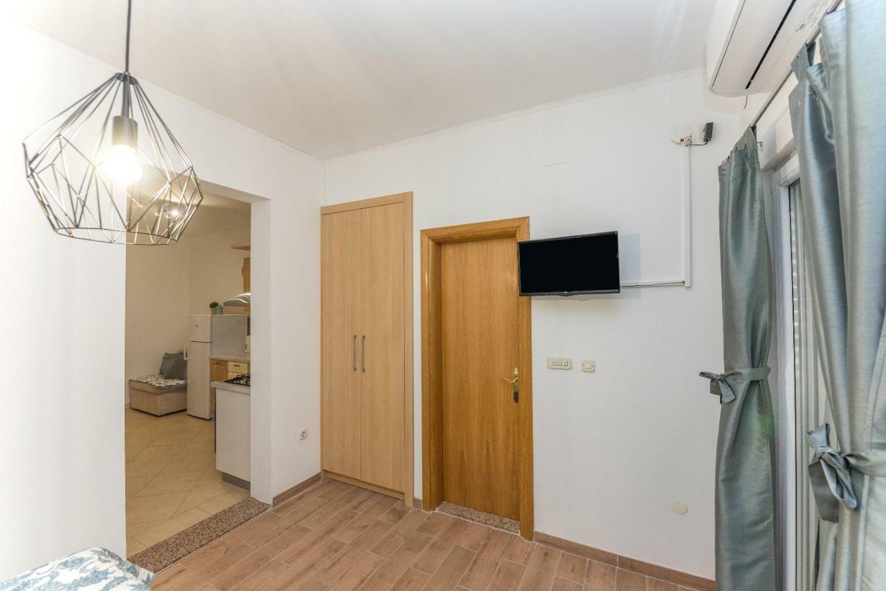 Apartmani Zara & Maris Gradac  Eksteriør billede