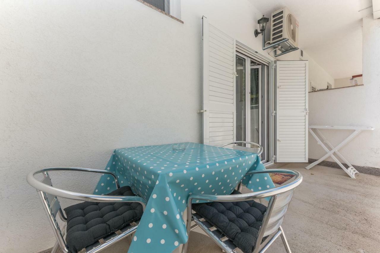 Apartmani Zara & Maris Gradac  Eksteriør billede